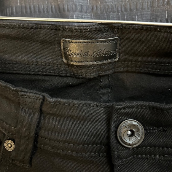 Bleecker and Mercer Distressed Jeans - Picture 7 of 8